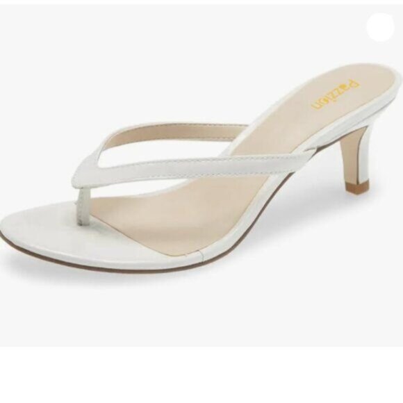 Pazzion Womens Fashion Flip Flops Open Toe Low Heels Thong Sandals White - Picture 1 of 7